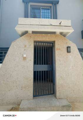 Location magnifique Villa F4 Sacré cœur 3 image 7