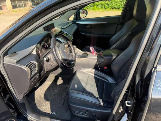 LEXUS NX30 2019 F SPORT image 6