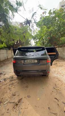 Range Rover 2021 image 8