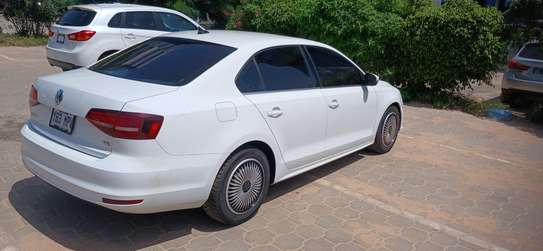 Volkswagen jetta image 8