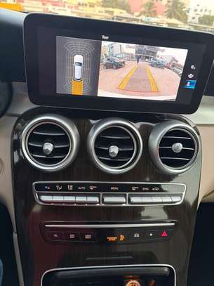 Mercedes-Benz Glc 300 image 9