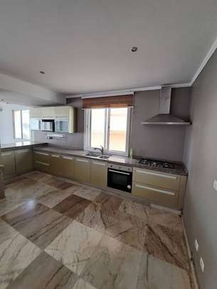 SPACIEUX APPARTEMENT 3 CHAMBRES A LOUER AUX ALMADIES image 12