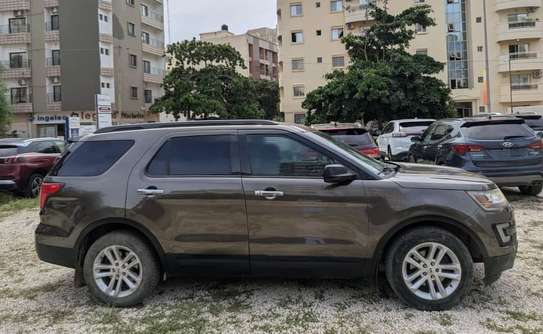 FORD EXPLORER 2017 image 5