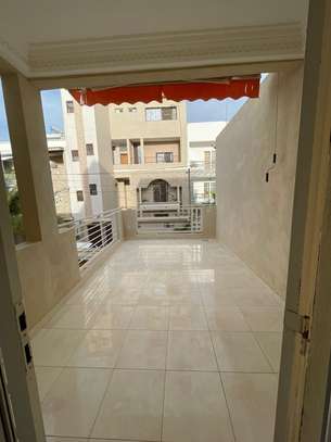 À Vendre – Villa R+1 aux Mamelles (Cité Cheikh Amar) image 4
