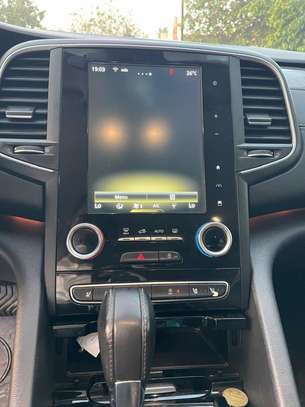 Renault SM6 2017 image 4