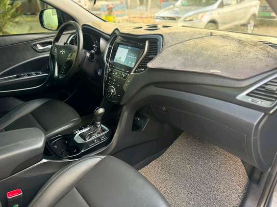 Hyundai Santa Fe 2018 image 6