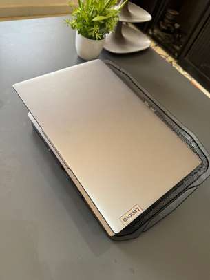 Lenovo slim 3 / i3 de 13th gen image 6