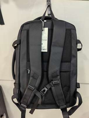 Sac à dos professionnel noir résistant à l'eau image 4