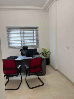 Bureau équipé à Mermoz image 5