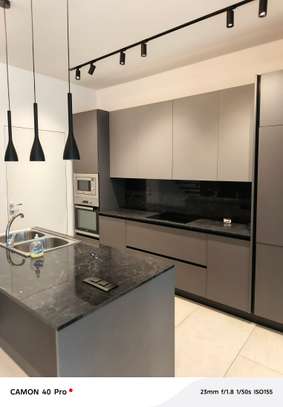 Corniche almadies appt duplex 2chb avec jardin image 3