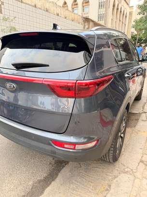 Kia Sportage image 10