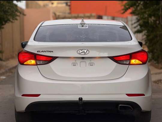 Hyundai Elantra 2017 image 10