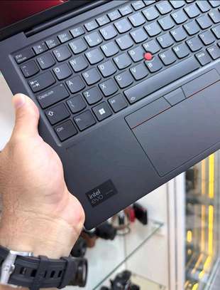 Thinkpad 1xcarbone Gen12 image 2