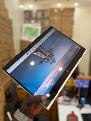 HP ELITEBOOK X360 830 G6 image 3