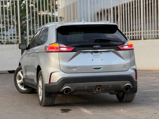 Ford  edge 2019 image 4
