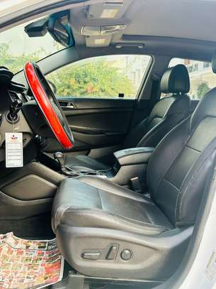 HYUNDAI TUCSON 2016 image 7