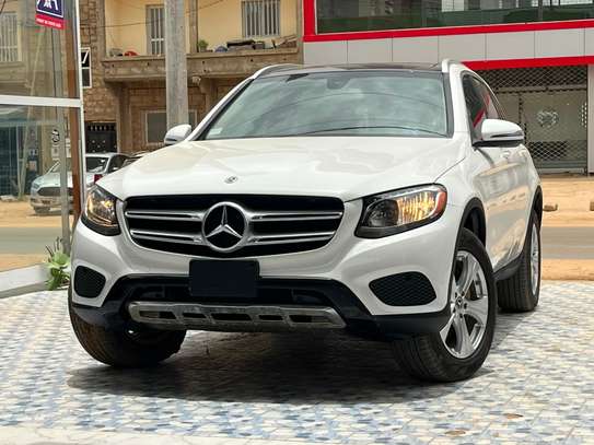 MERCEDES GLC 300 image 6