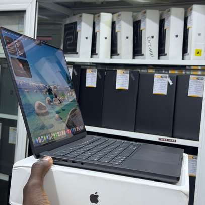 MacBook Pro 2025 M5 image 3