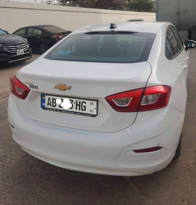 Chevrolet Cruze image 10