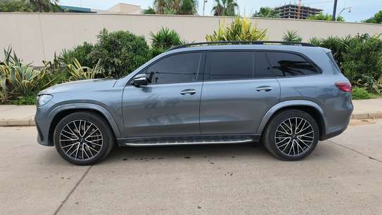 Mercedes Benz GLS 450 2026 image 3