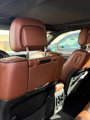 Jeep Grand Cherokee image 4