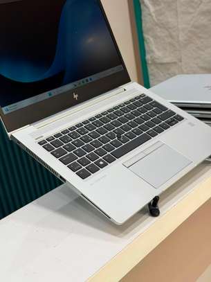 Hp elitebook 735 G5/ G6 image 6