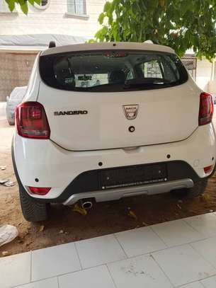DACIA SANDERO 2020 image 7
