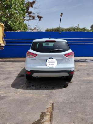 Ford Escape image 3