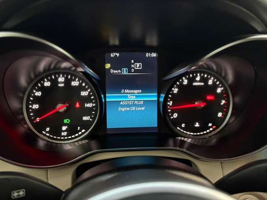 Mercedes-Benz Glc 300 image 8