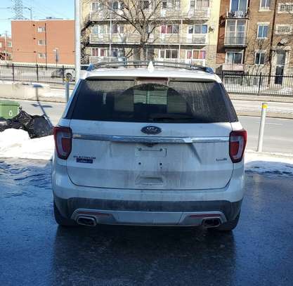 Ford Explorer 2017 image 13