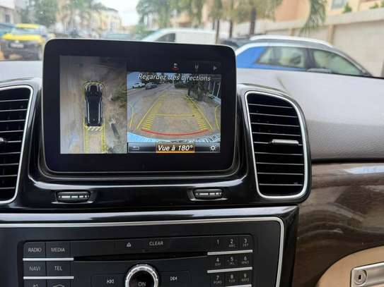 Mercedes GLE 350 4Matic 2017 SUV blanc puissant image 11