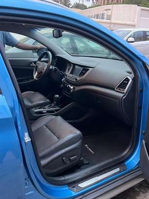 Hyundai tucson image 8