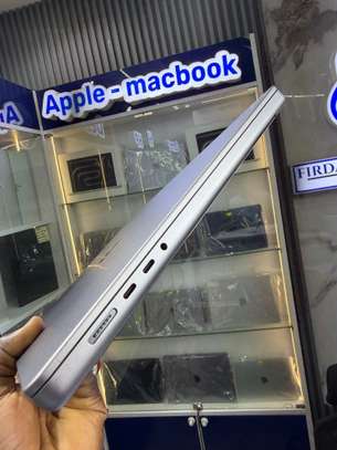 MacBook Pro M1 Max 16 pouces Ram 64Go SSD 1To image 5