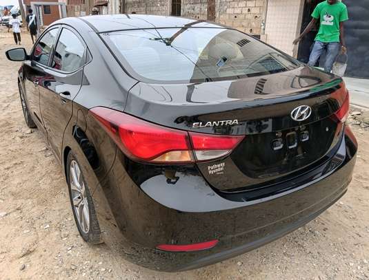 Vente Hyundai Elantra 2016 image 6