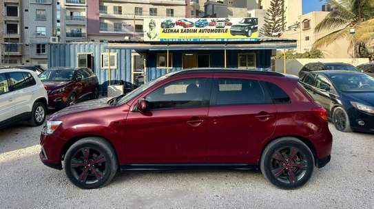 Mitsubishi RVR image 2
