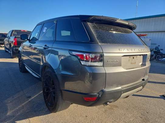 Range rover sport 2016 image 10