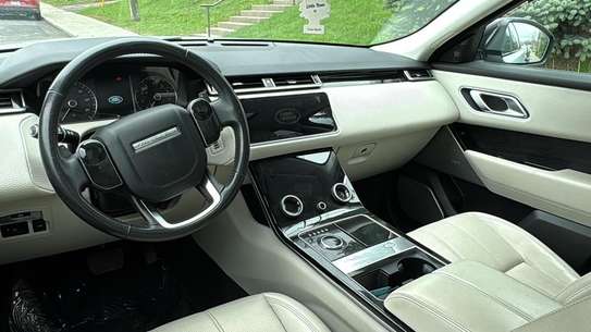 Land Rover range Rover vellar image 9