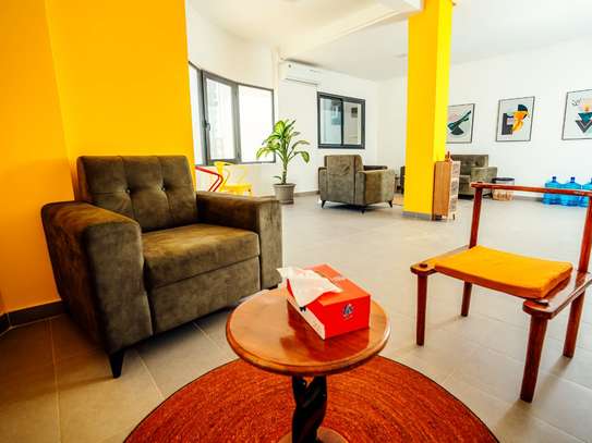 Bureau privé a la Cite Keur Gorgui image 7