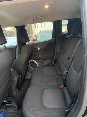 Jeep Renegade 2019 image 4