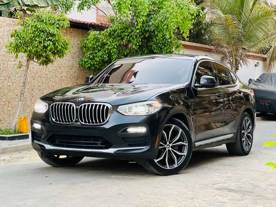 BMW X4 image 2