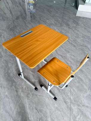 Table élève ou enfants image 7
