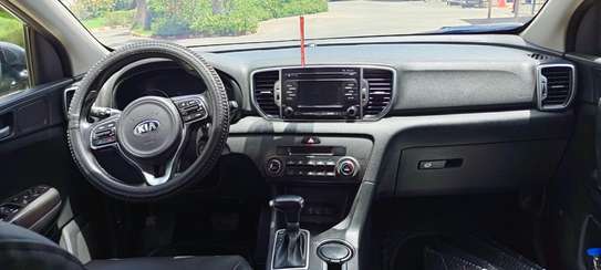 KIA SPORTAGE DANS BON ETAT A VENDRE image 7