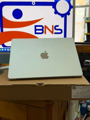Macbook Air 13 Pouces M5 2026 image 3