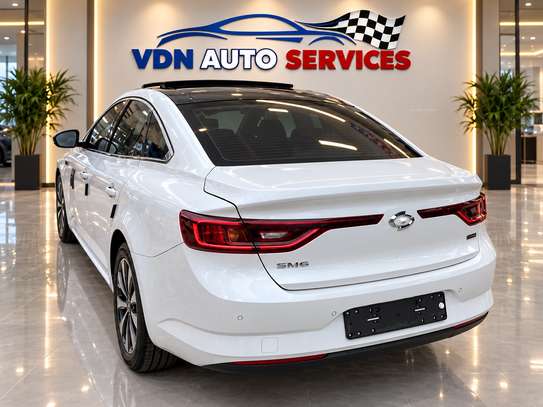 Renault SM6 essence full options image 2