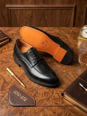 Chaussures cuir noir habillées semelle cousue image 2