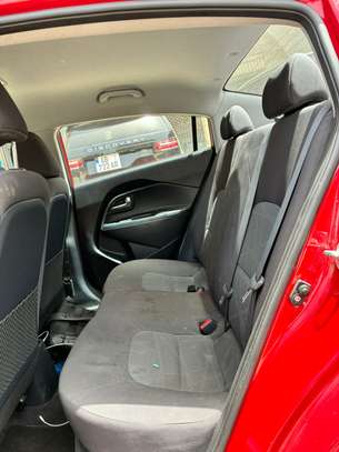 Kia rio image 10