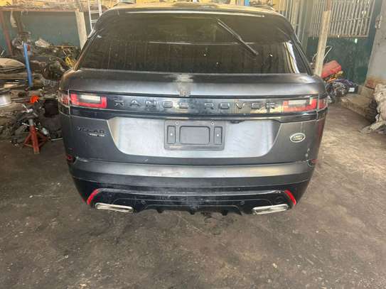 Range rover velar 2018 image 4