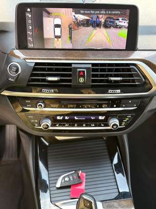 BMW X4 XLINE image 14