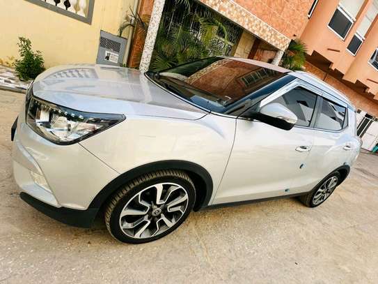 Sangyong Tivoli 2016 image 4