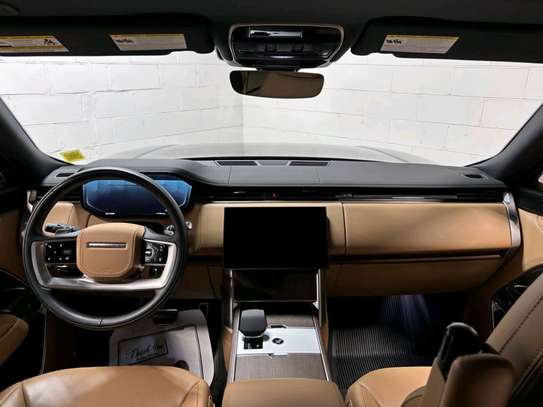 Range Rover P400 SE AWD 2025 image 8